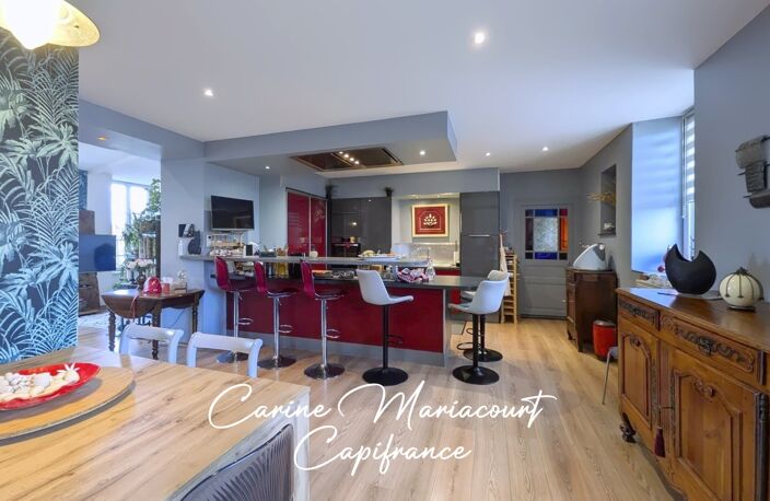 Maison de caractère de 226 m2, DPE B, 4 suites parentales, 2 garages, grande cave aménageable — photo 2