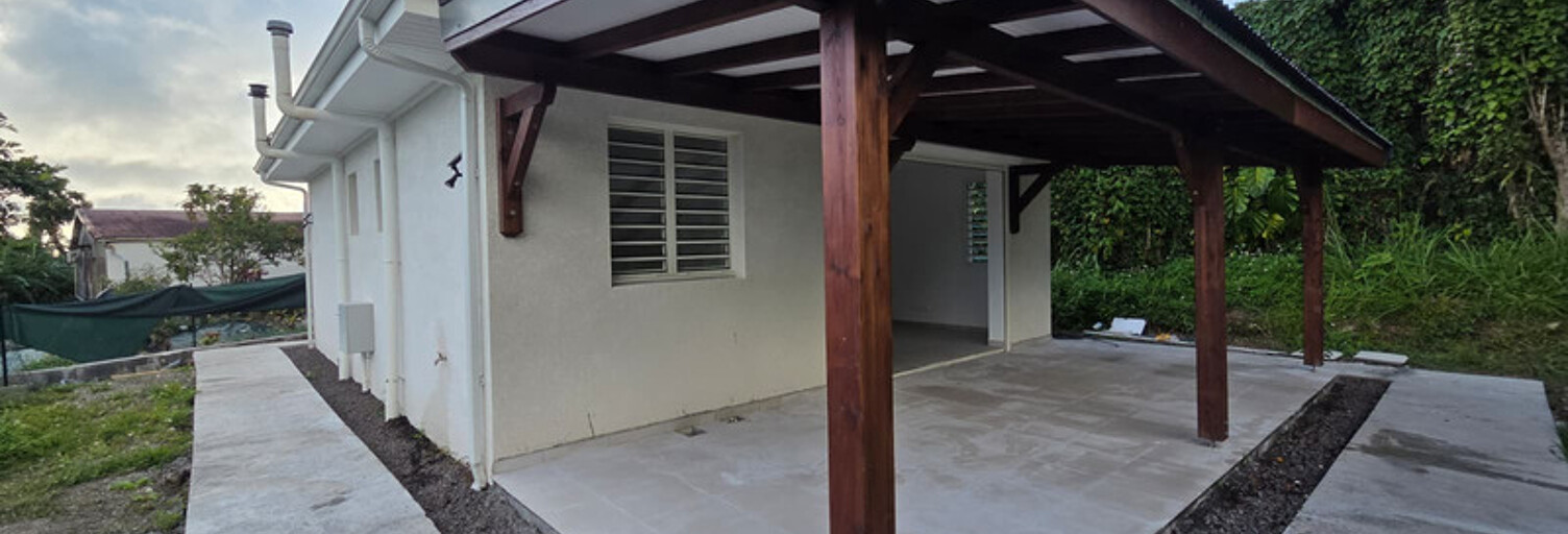 Maison 3 Pièces 56 m² à louer à Gourbeyre (97113)