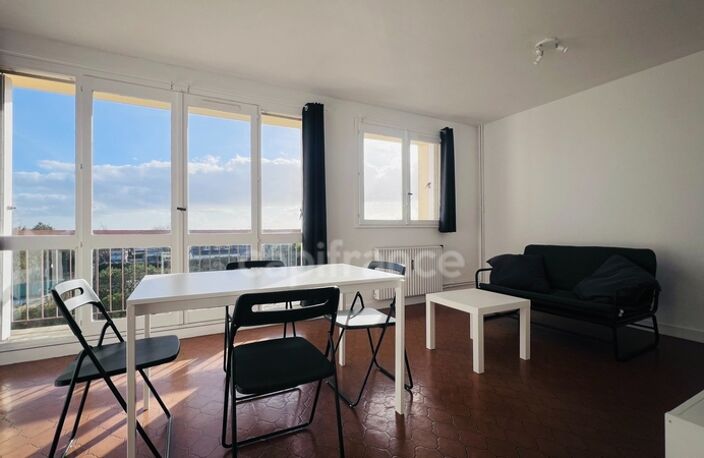 QUIMPER (29) Appartement meublé à vendre T2 de 51,13 m² - Balcon - Cave — photo 2