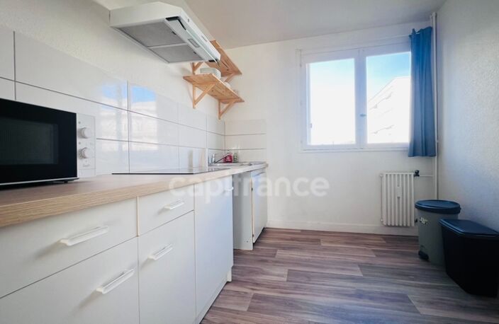 QUIMPER (29) Appartement meublé à vendre T2 de 51,13 m² - Balcon - Cave — photo 4