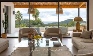 Maison 8 Pièces 450 m² à vendre à Saint-Cyr-sur-Mer (83270)