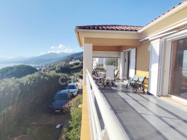 ERBALUNGA VILLA 120 m² PISCINE VUE MER EN NUE PROPRIETE OCCUPEE ( Investissement) — photo 1