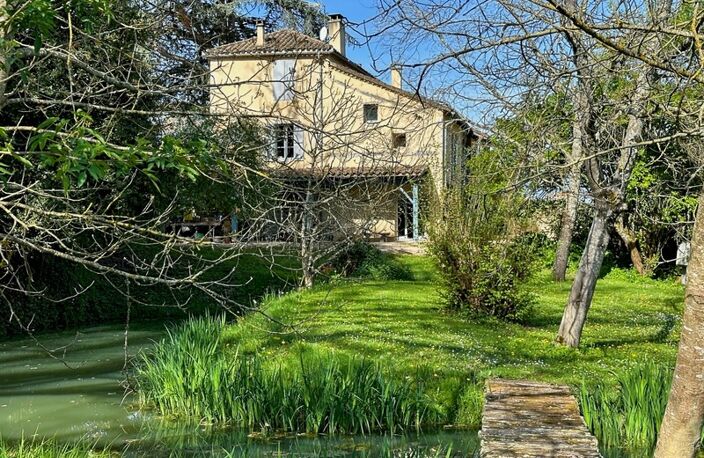 Dpt Gers (32), à vendre MONTREAL maison gasconne de 222m2 avec gîte et piscine - 1,5 hectare — photo 2