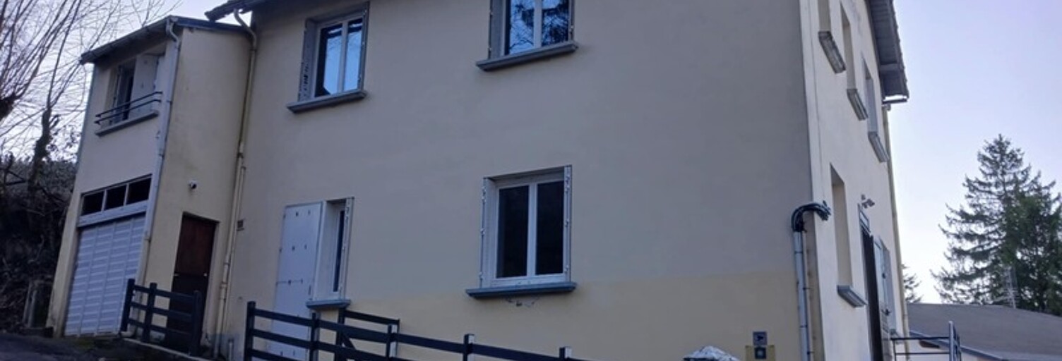 Immeuble  218 m² à vendre à La Bourboule (63150)