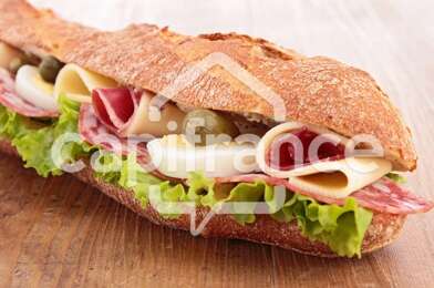 Commerce  102000 €