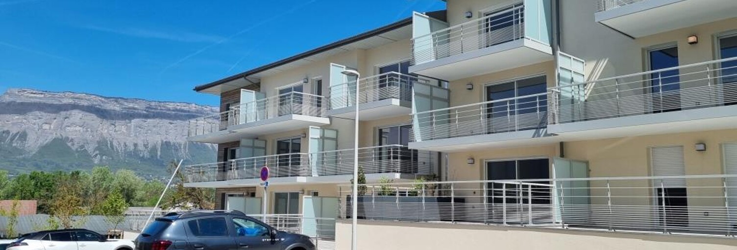 Garage  15 m² à louer à Murianette (38420)