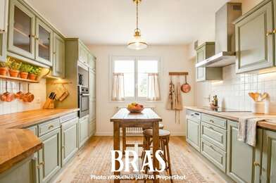 Appartement 4 pièces 198800 €