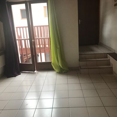 Appartement 2 pièces 460 €