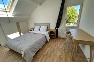 Appartement 1 pièces 885 €