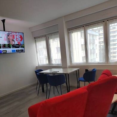 Appartement 1 pièces 450 €