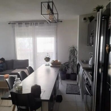 Appartement 3 pièces 875 €