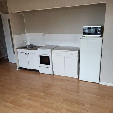 Appartement 1 pièces 470 €