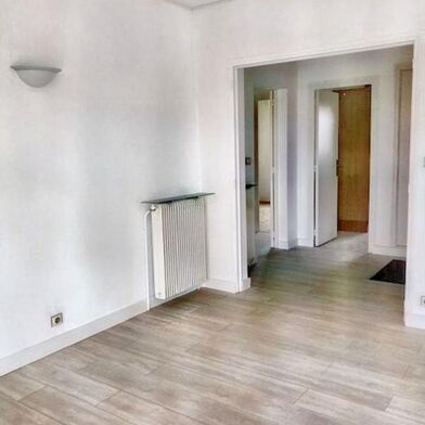 Appartement 3 pièces 1350 €