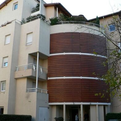 Appartement 2 pièces 860 €