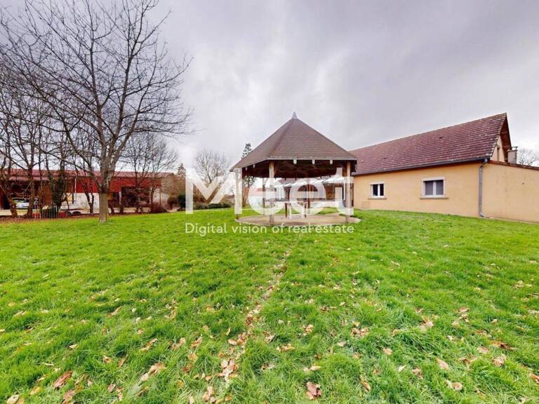 MAISON-5 PIÈCES-10 HECTARES — photo 1