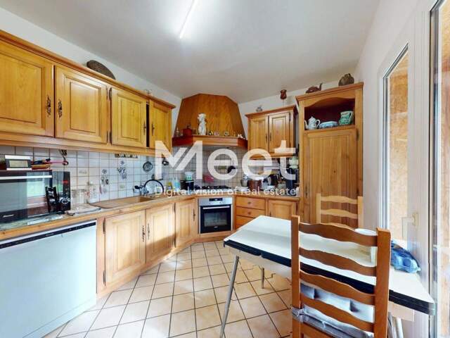 MAISON-5 PIÈCES-10 HECTARES — photo du bien