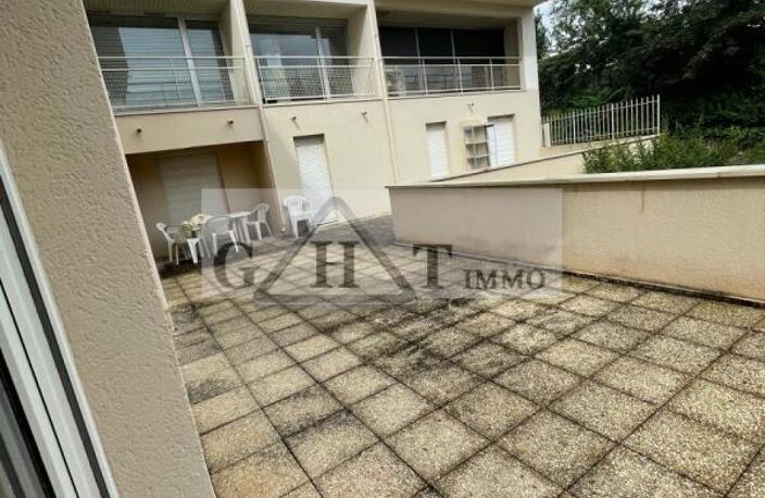 Local professionnel de 150 m² à Melun, idéal pour kiné — photo 4
