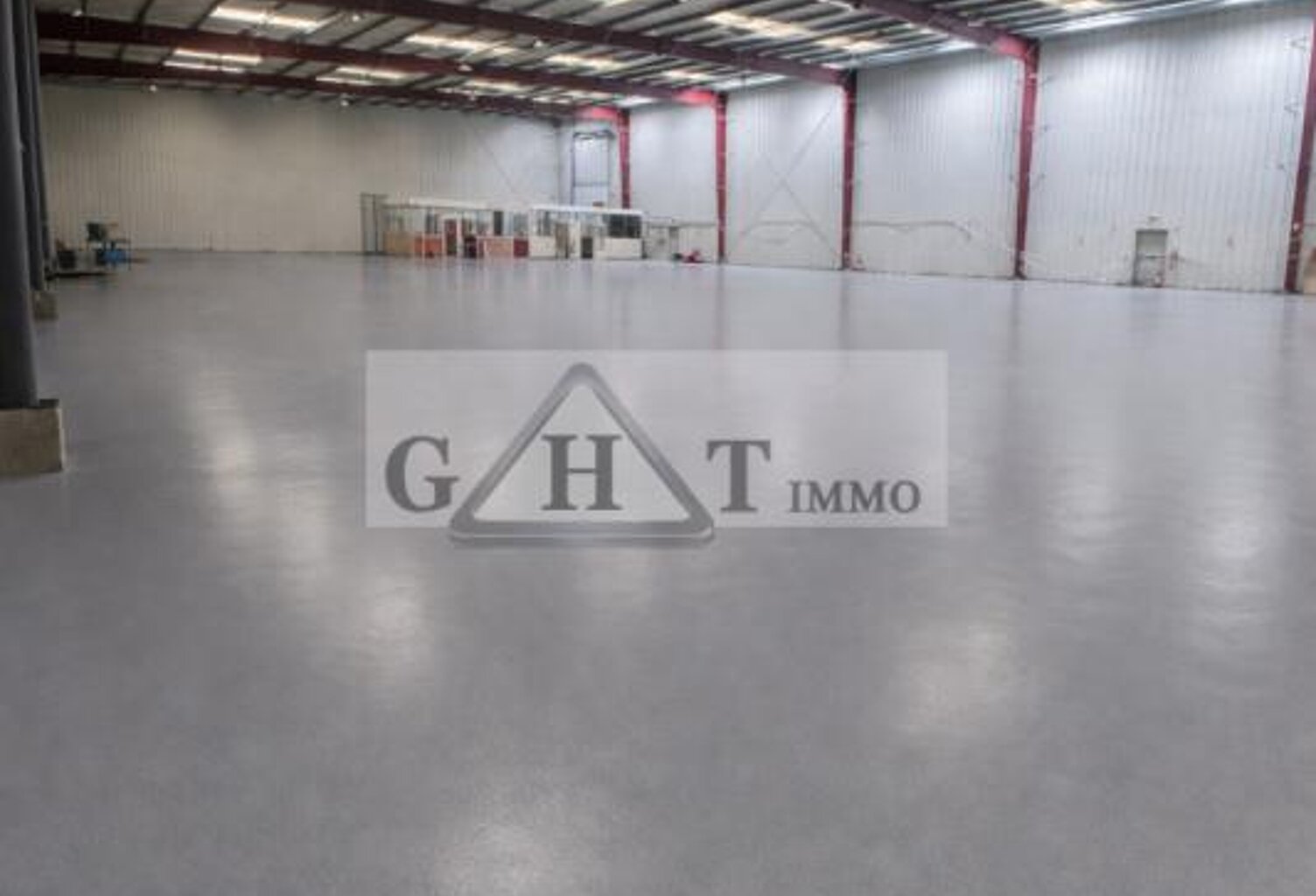 ENTREPOT 4700 M2 A VENDRE GRETZ ARMAINVILLIERS — photo 1