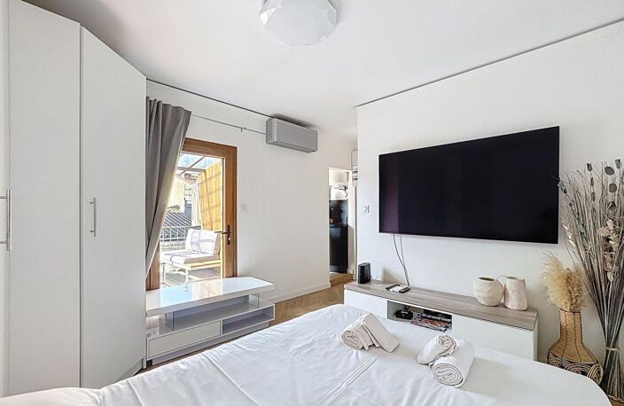 Appartement avec Terrasse À Vendre  LA ROCHELLE — photo 4