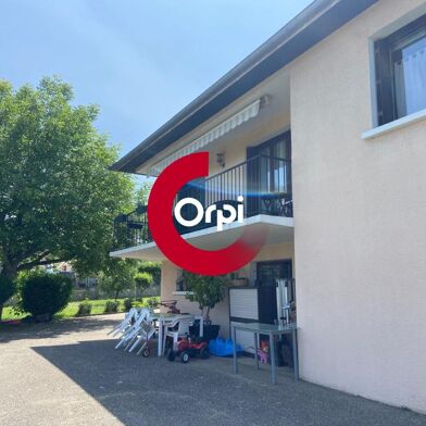 Maison 4 pièces 1300 €