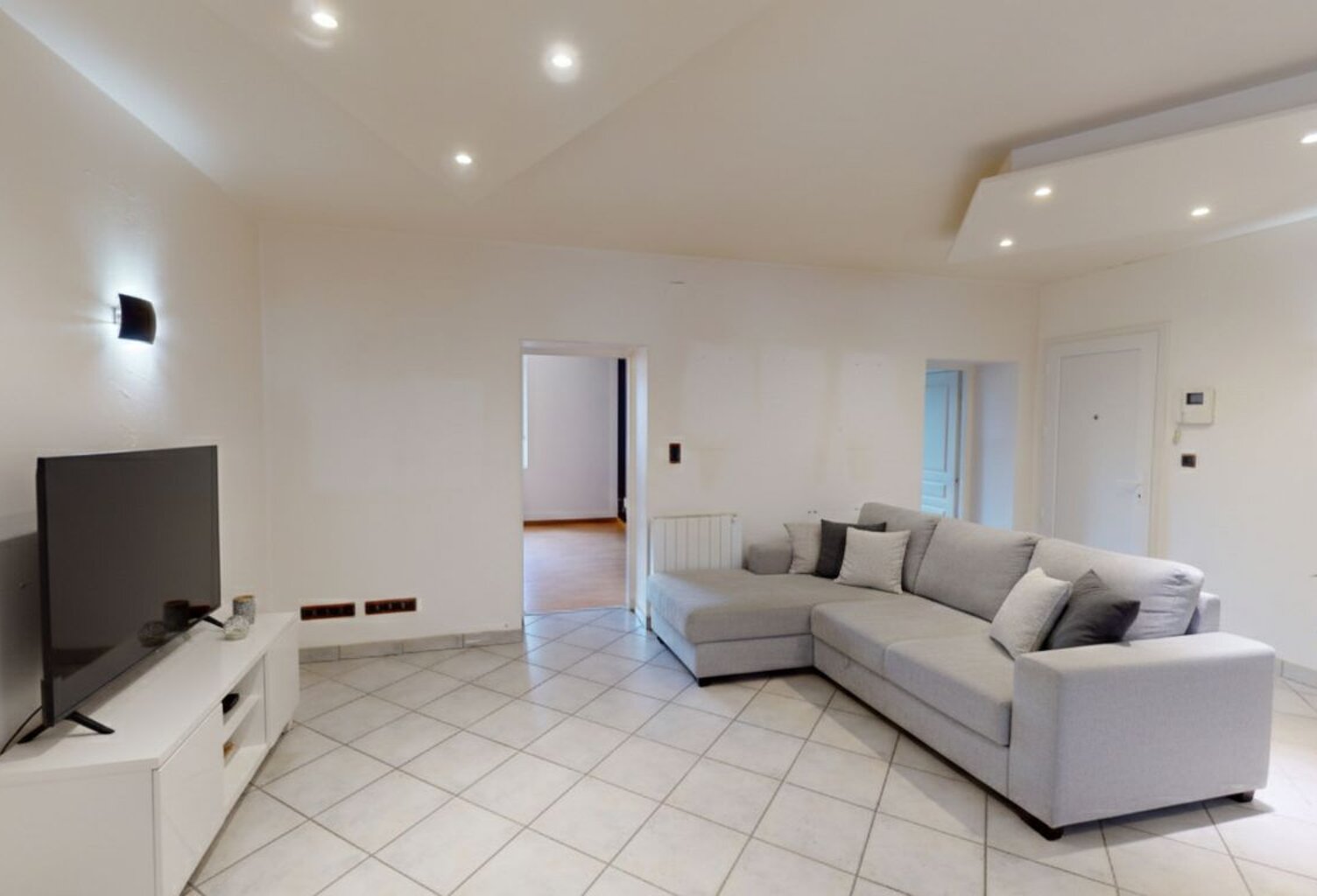 Appartement À Vendre — photo 1