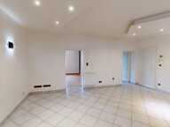 Appartement À Vendre — photo 2