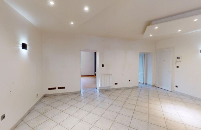 Appartement À Vendre — photo 2