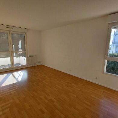 Appartement 3 pièces 900 €