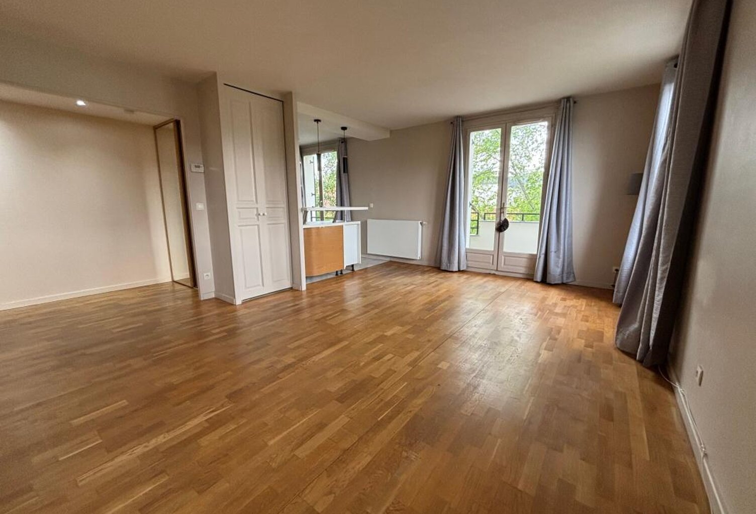 Appartement À Vendre — photo 1