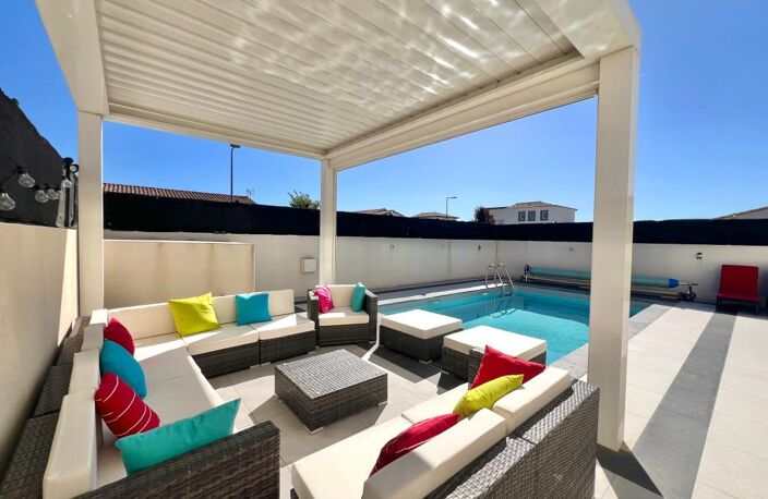 VILLA RECENTE T4 EN R+1 AVEC JARDIN, PISCINE ET GARAGE — photo 2