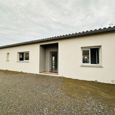 Maison 4 pièces 1230 €