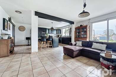 Maison 6 pièces 252500 €