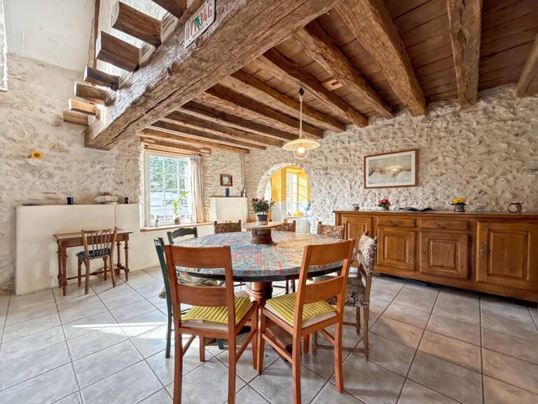 Demeure d'Exception à Chevilly : Charme, Volumes et Sérénité 🏡✨ — photo 1
