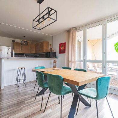 Appartement 4 pièces 145000 €