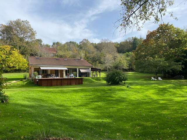 Maison Le Buisson De Cadouin 7 pièce(s) 176 m2 — photo du bien