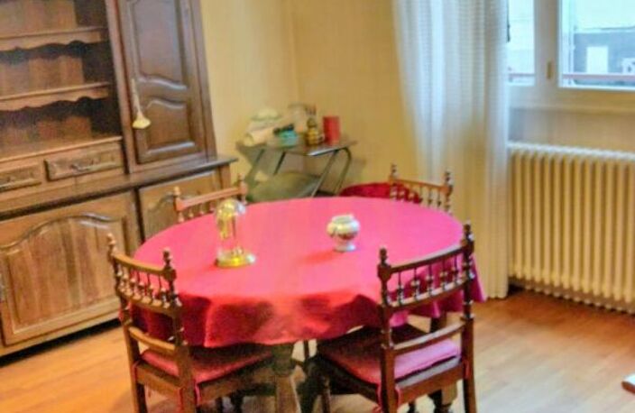 Maison  4 pièce(s) 95 m2 Quartier Les Marins / Cité administrative Châteauroux — photo 3