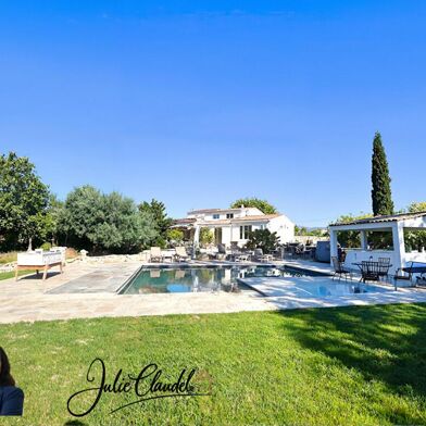 Maison 9 pièces 799000 €