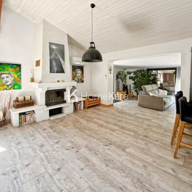 Maison 7 pièces 379000 €