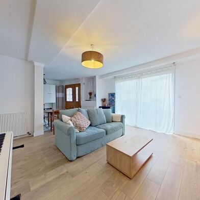 Maison 2 pièces 810 €