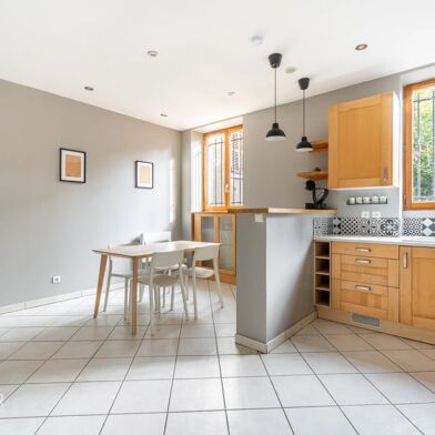 Appartement 4 pièces 141000 €