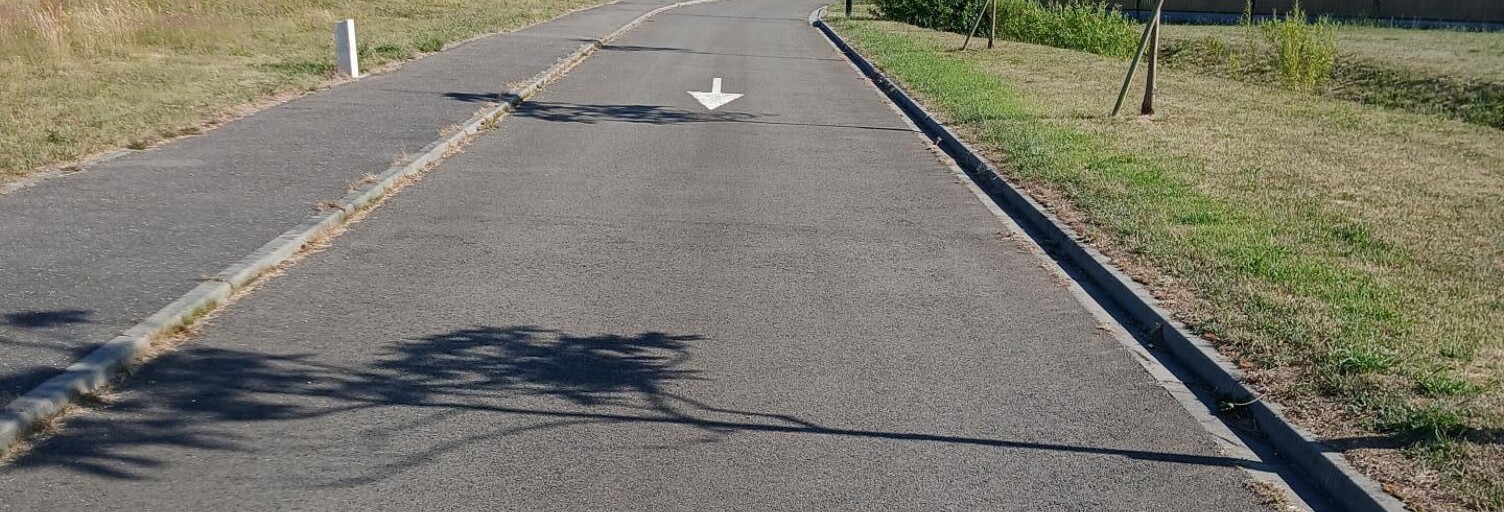 Terrain  1674 m² à vendre à Saint-Sébastien-de-Morsent (27180)