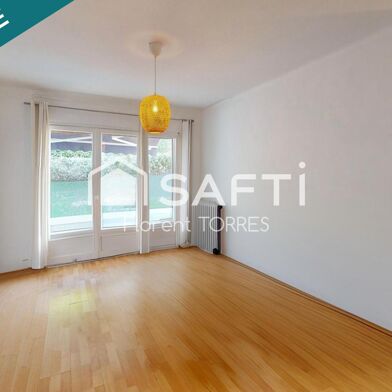 Appartement 3 pièces 187700 €