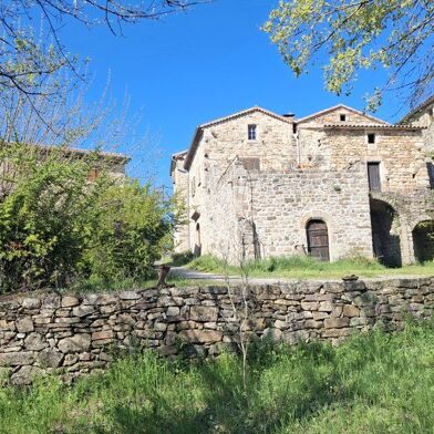 Maison 16 pièces 420000 €