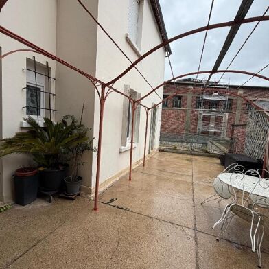 Appartement 5 pièces 235000 €