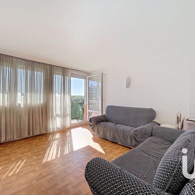 Appartement 3 pièces 107000 €