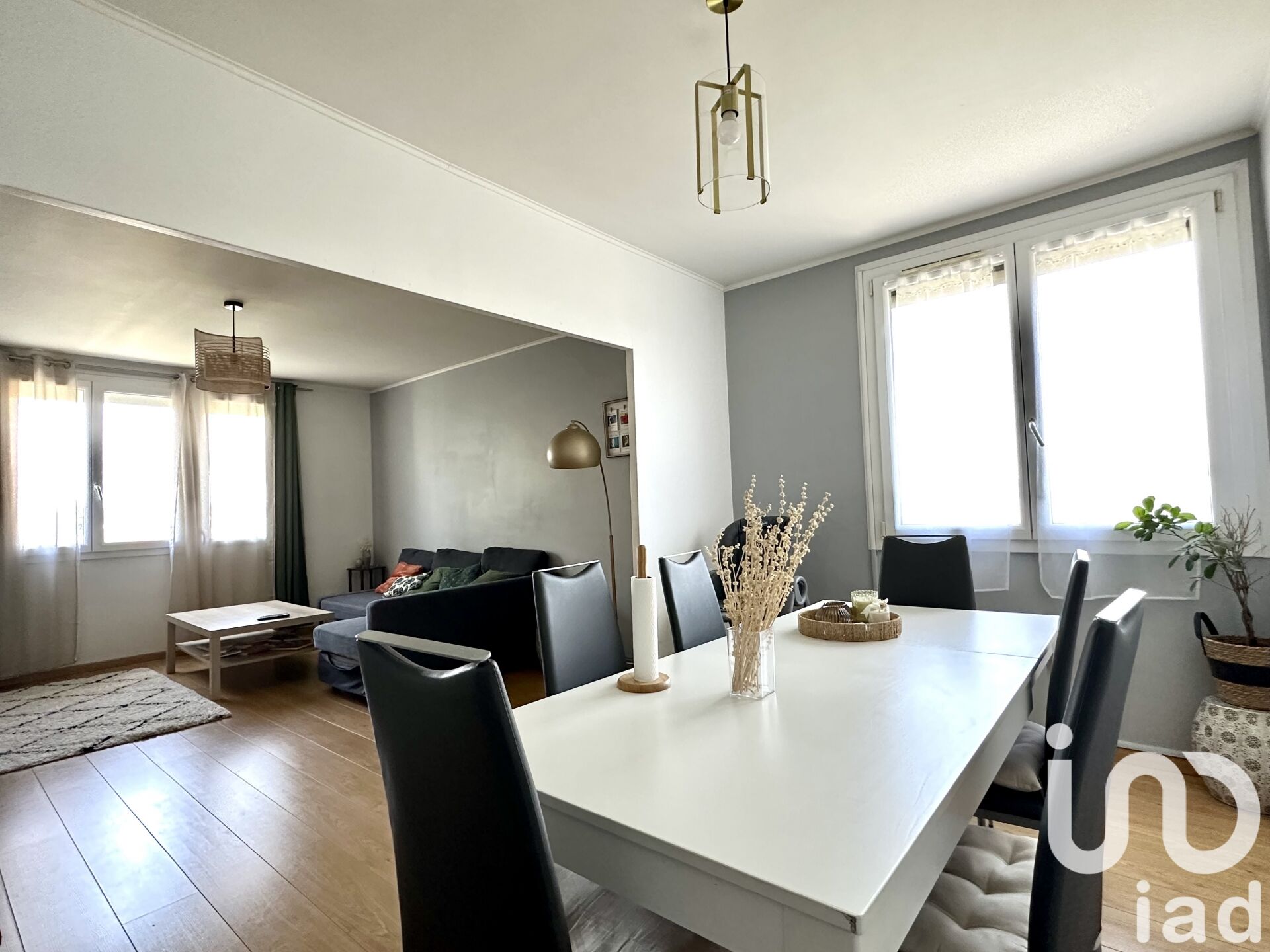 Vente Appartement 4 pièces - Photo 2