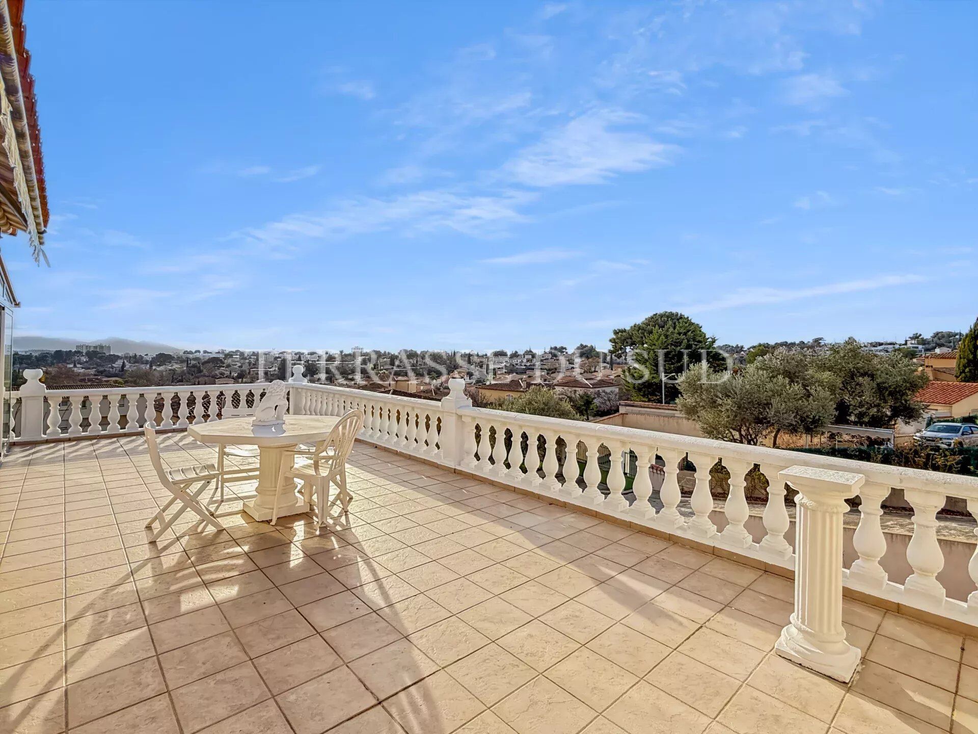 Villa / Maison  T6 à vendre Marseille 13eme 13013