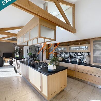 Maison 8 pièces 889000 €