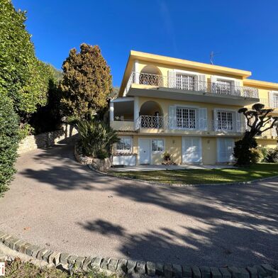 Maison 10 pièces 2350000 €