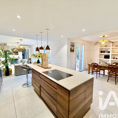 Maison 5 pièces 425000 €